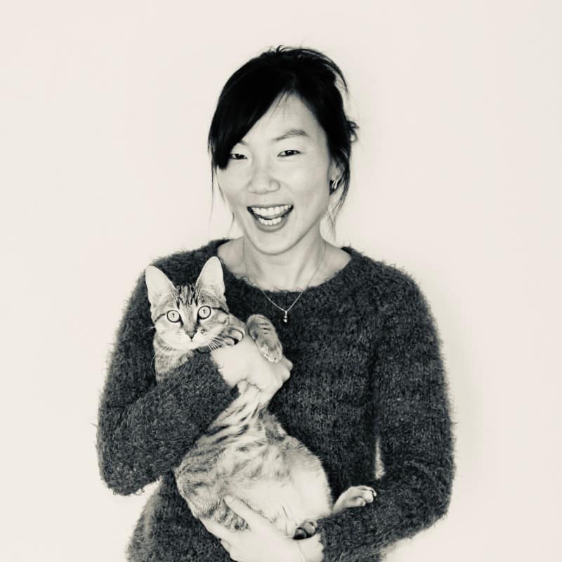 Charlotte Pons et son chat